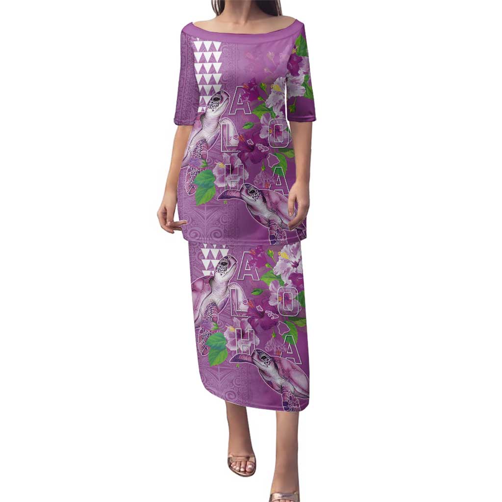 Hawaii Aloha Turtle Hibiscus and Leaves Family Matching Puletasi and Hawaiian Shirt with Polynesian and Kakau Tattoos Lilac Color LT03 Mom's Dress Purple - Polynesian Pride