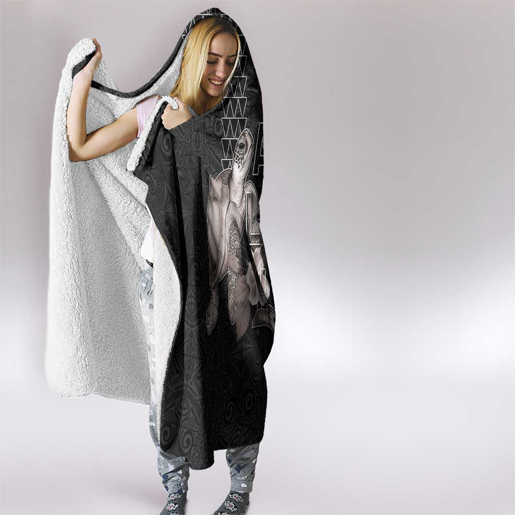 Hawaii Aloha Turtle Hibiscus and Leaves Hooded Blanket with Polynesian and Kakau Tattoos Black Color - Polynesian Pride