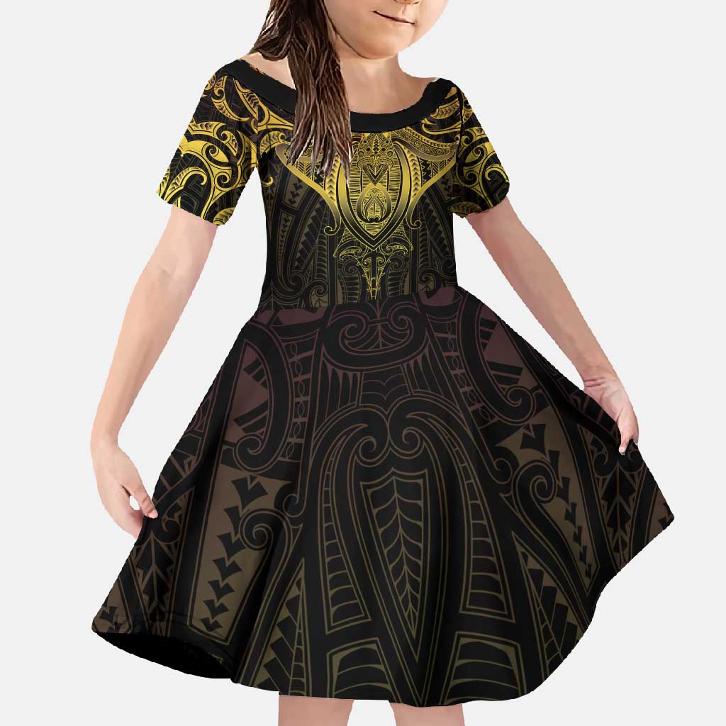 New Zealand Aotearoa Family Matching Off Shoulder Maxi Dress and Hawaiian Shirt Maori Manta Ray Moko Gold LT05 Daughter's Dress Gold - Polynesian Pride