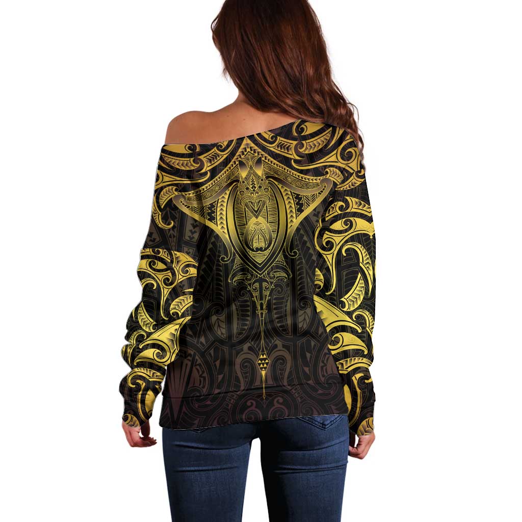 New Zealand Aotearoa Off Shoulder Sweater Maori Manta Ray Moko Gold - Polynesian Pride