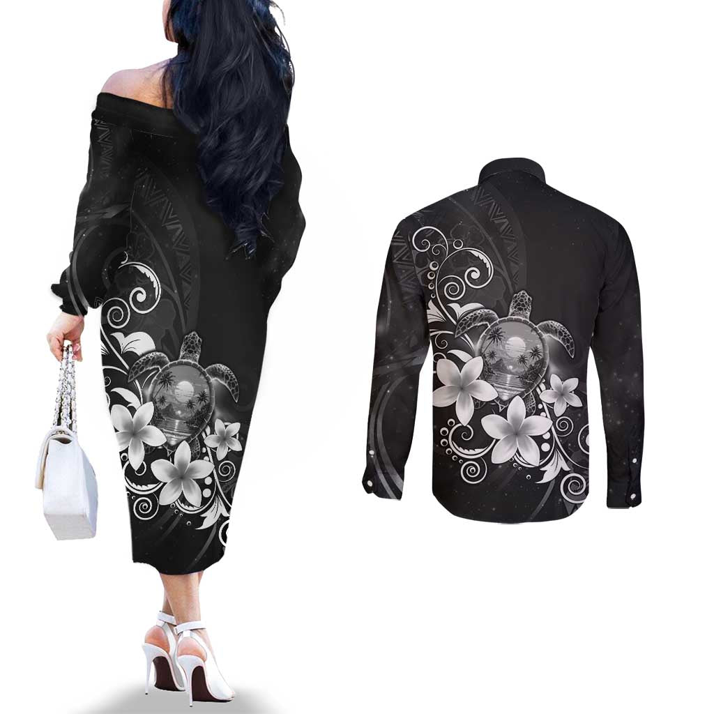 Hawaii Honu Couples Matching Off The Shoulder Long Sleeve Dress and Long Sleeve Button Shirt Polynesian Curves Plumeria Grayscale - Polynesian Pride