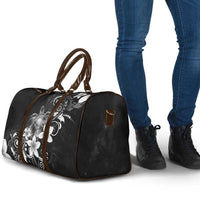 Hawaii Honu Travel Bag Polynesian Curves Plumeria Grayscale - Polynesian Pride