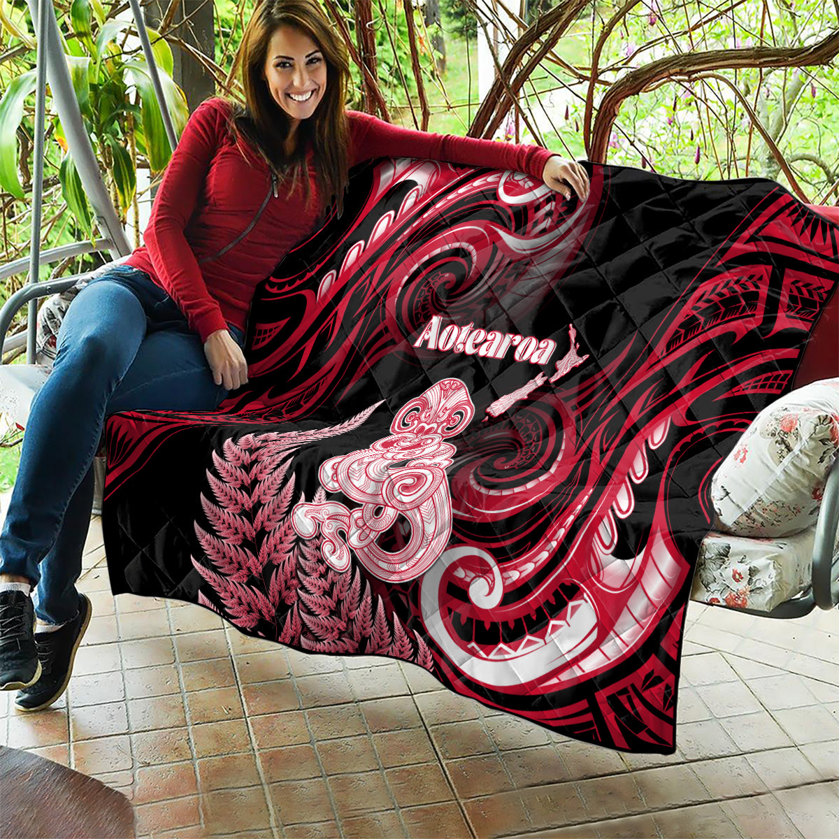 New Zealand Maori Taniwha Quilt Silver Fern Red Version LT05 - Polynesian Pride