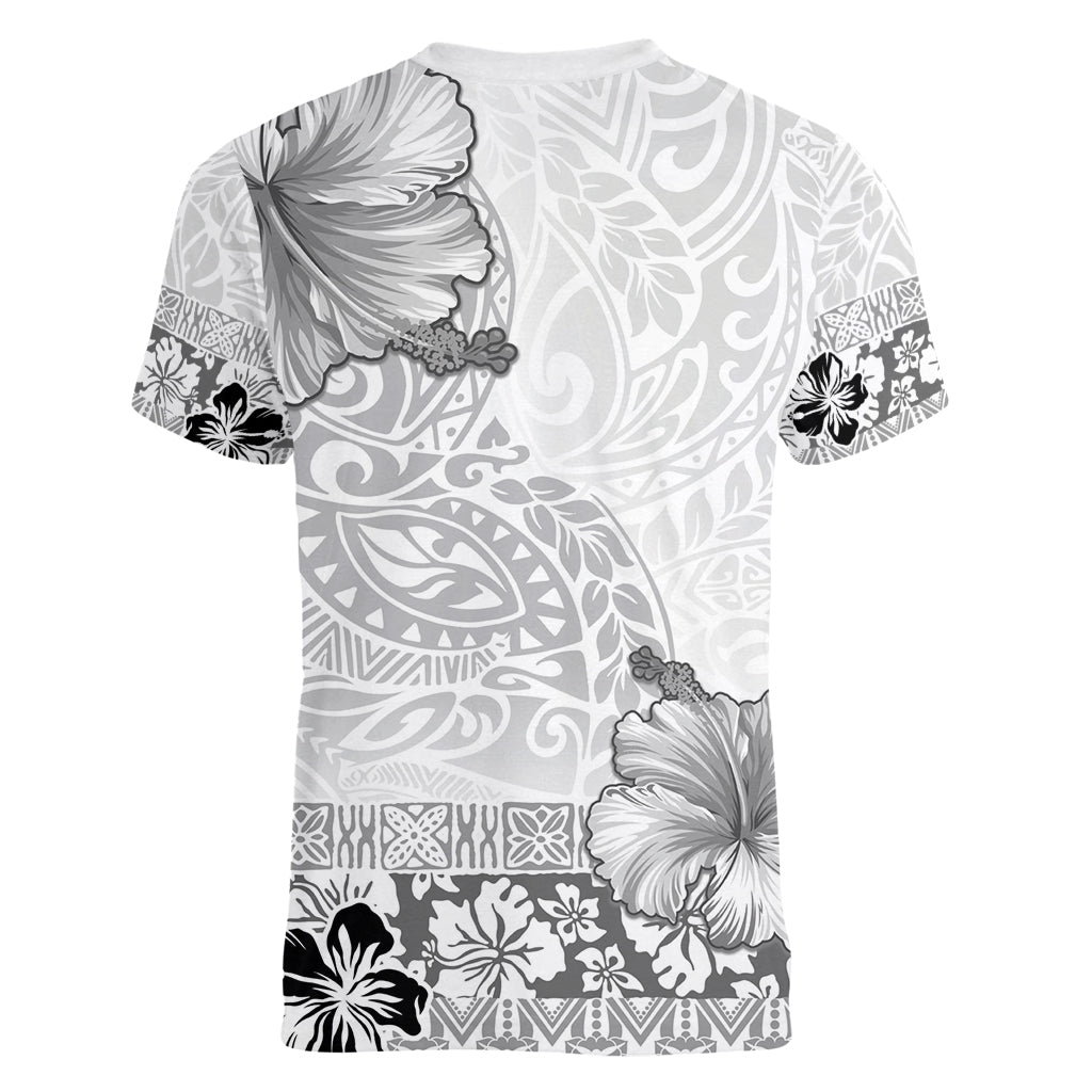 Hawaii Hibiscus With White Polynesian Pattern Women V-Neck T-Shirt