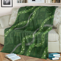Hawaiian Quilt Blanket Pele Hair Hinahina Lei Green Version