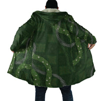 Hawaiian Quilt Cloak Pele Hair Hinahina Lei Green Version