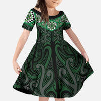 New Zealand Aotearoa Family Matching Off Shoulder Maxi Dress and Hawaiian Shirt Green Taniko Art Maori Pattern LT05 Daughter's Dress Green - Polynesian Pride