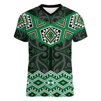 New Zealand Aotearoa Women V-Neck T-Shirt Green Taniko Art Maori Pattern