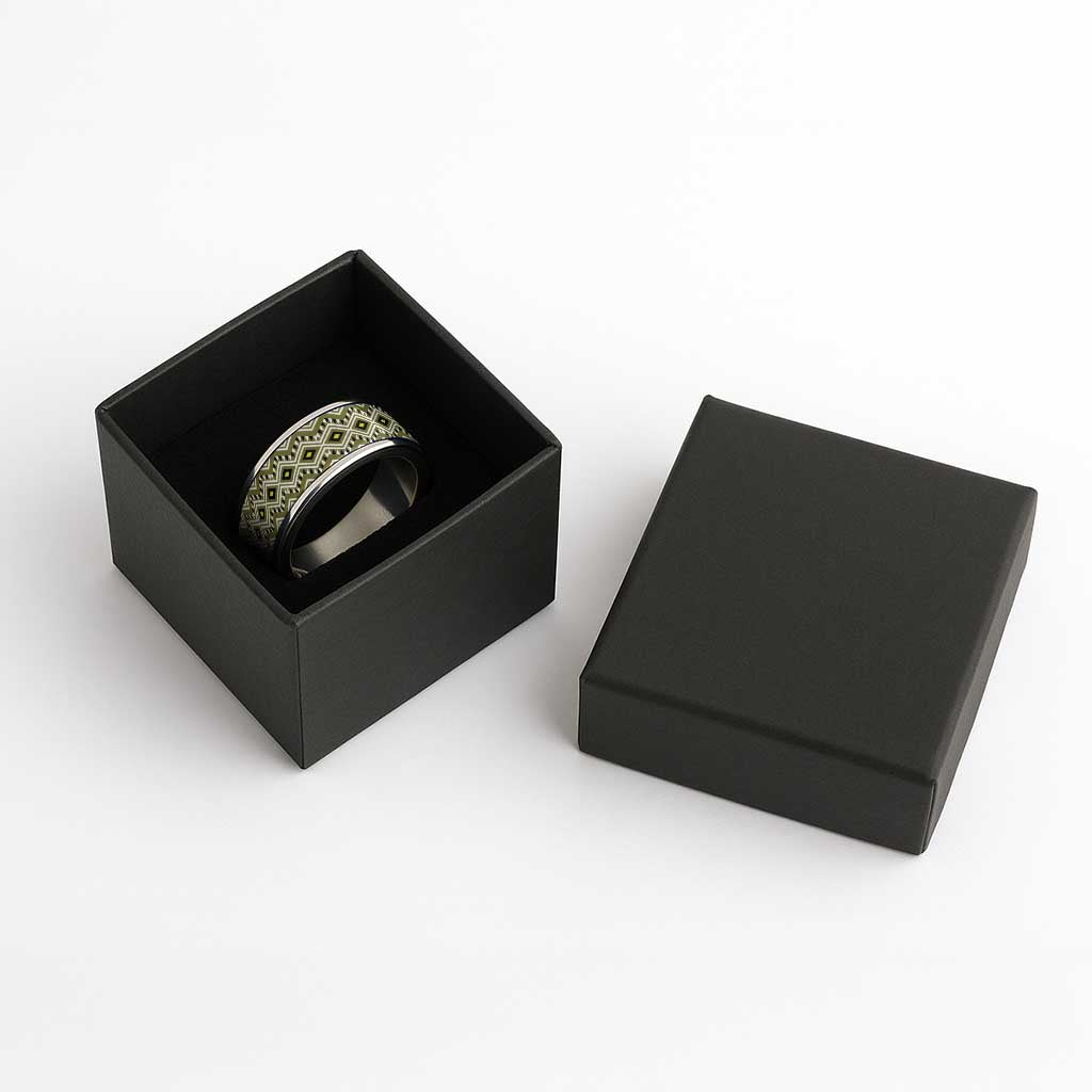 New Zealand Aotearoa Classic Ring Yellow Taniko Art Maori Pattern