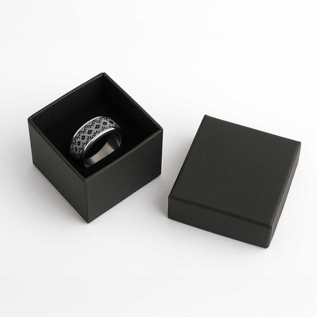 New Zealand Aotearoa Classic Ring Black Taniko Art Maori Pattern
