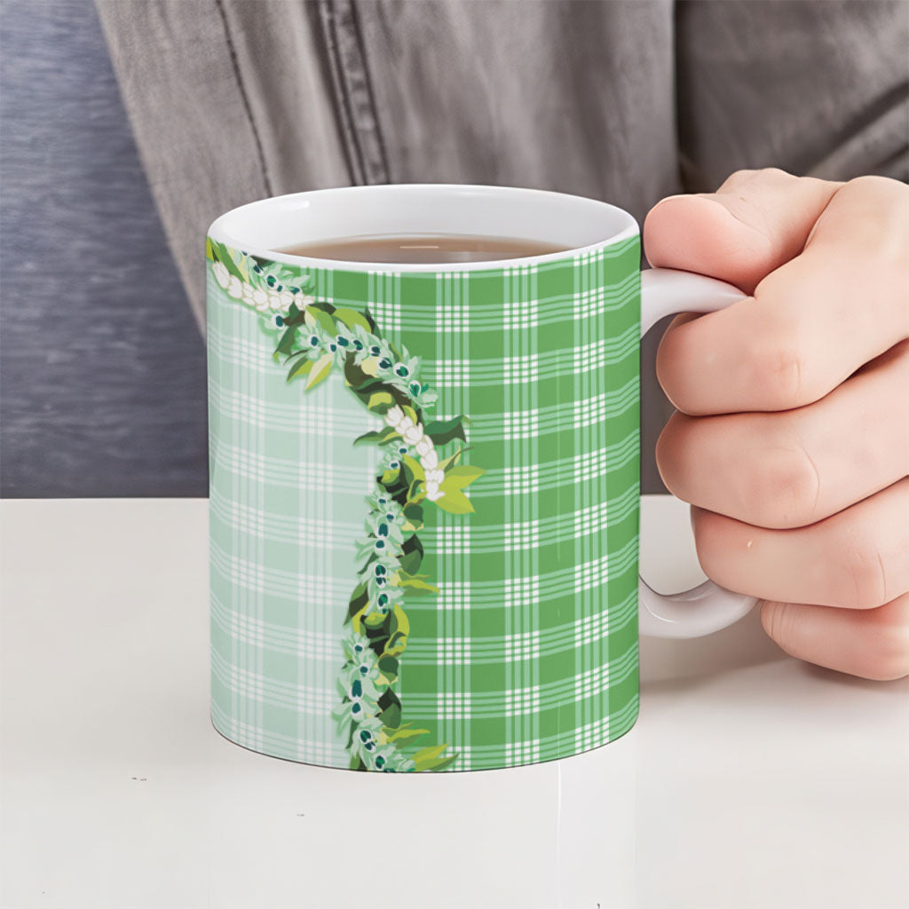 Green Hawaii Palaka Ceramic Mug Maile Pikake Honohono Orchid Lei
