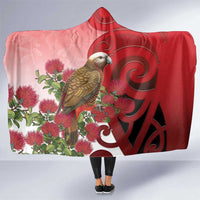 New Zealand Parrot Kaka Hooded Blanket Maori Koru With Pohutukawa Flowers - Polynesian Pride