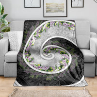 Piko Hawaii Blanket Polynesian Pattern With Maile Pikake Honohono Lei