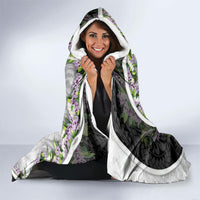 Piko Hawaii Hooded Blanket Polynesian Pattern With Maile Pikake Honohono Lei