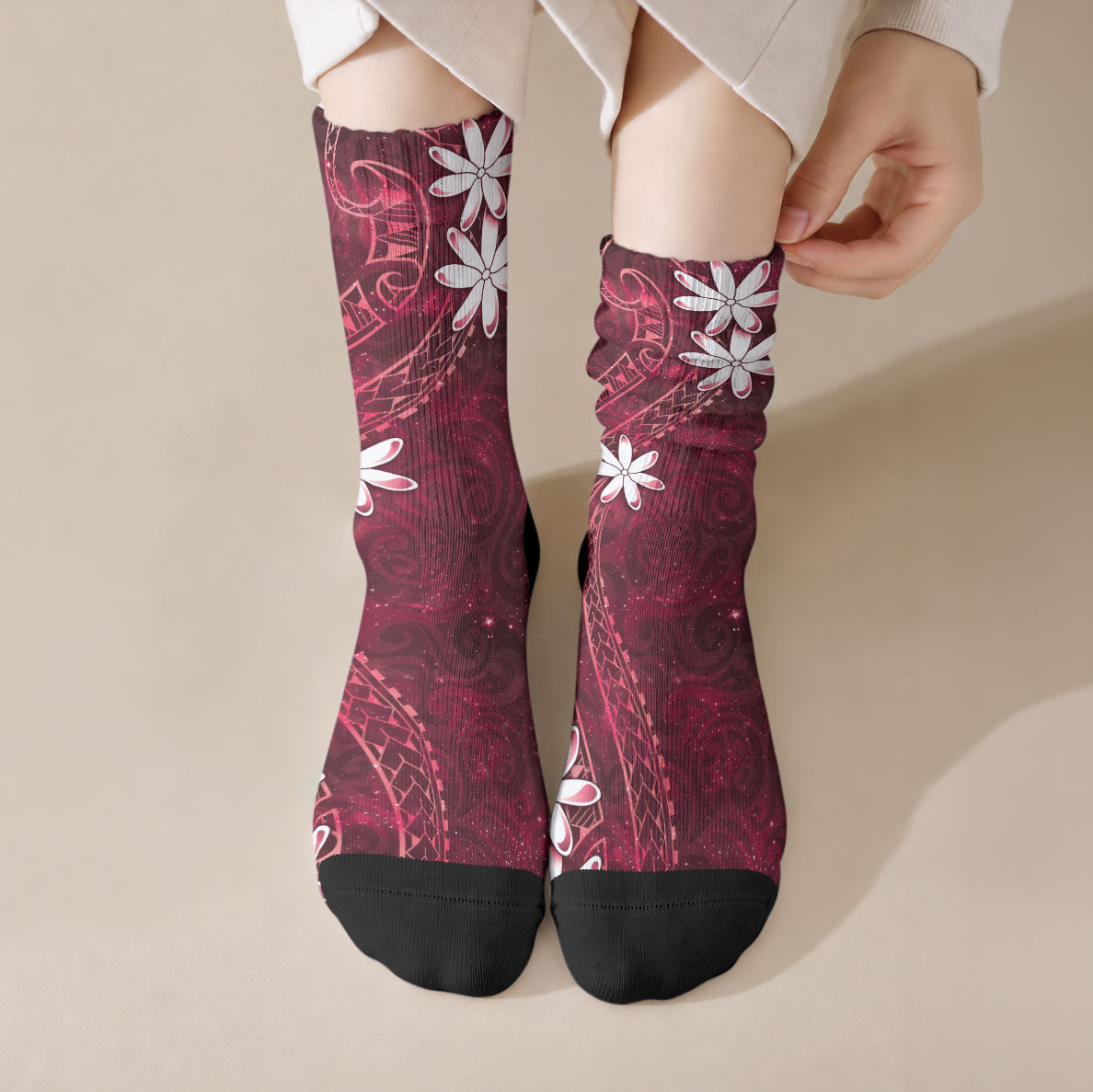Tahiti Matarii Crew Socks Tahitian Spring Red Galaxy LT05 Crew Socks Red - Polynesian Pride