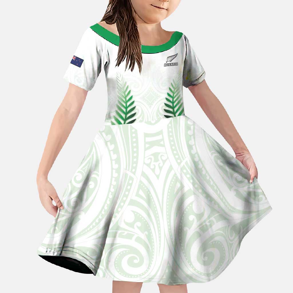 Custom New Zealand Fern Football Family Matching Long Sleeve Bodycon Dress and Hawaiian Shirt Simple Style LT05 Daughter's Dress White - Polynesian Pride