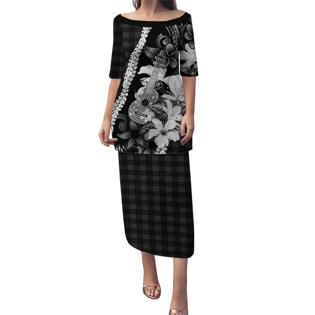 Hawaii Ukulele Puletasi Tropical Flowers With Palaka Effect Black Version - Polynesian Pride