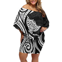 Hawaii Manta Ray Family Matching Off Shoulder Short Dress and Hawaiian Shirt Polynesian Art Tattoo LT05 Mom's Dress Black - Polynesian Pride