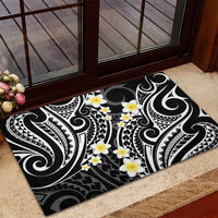Plumeria With Black Polynesian Tattoo Pattern Rubber Doormat