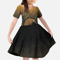New Zealand Kiwi Bird Family Matching Off Shoulder Maxi Dress and Hawaiian Shirt Silver Fern Mix Maori Pattern LT05 Daughter's Dress Brown - Polynesian Pride
