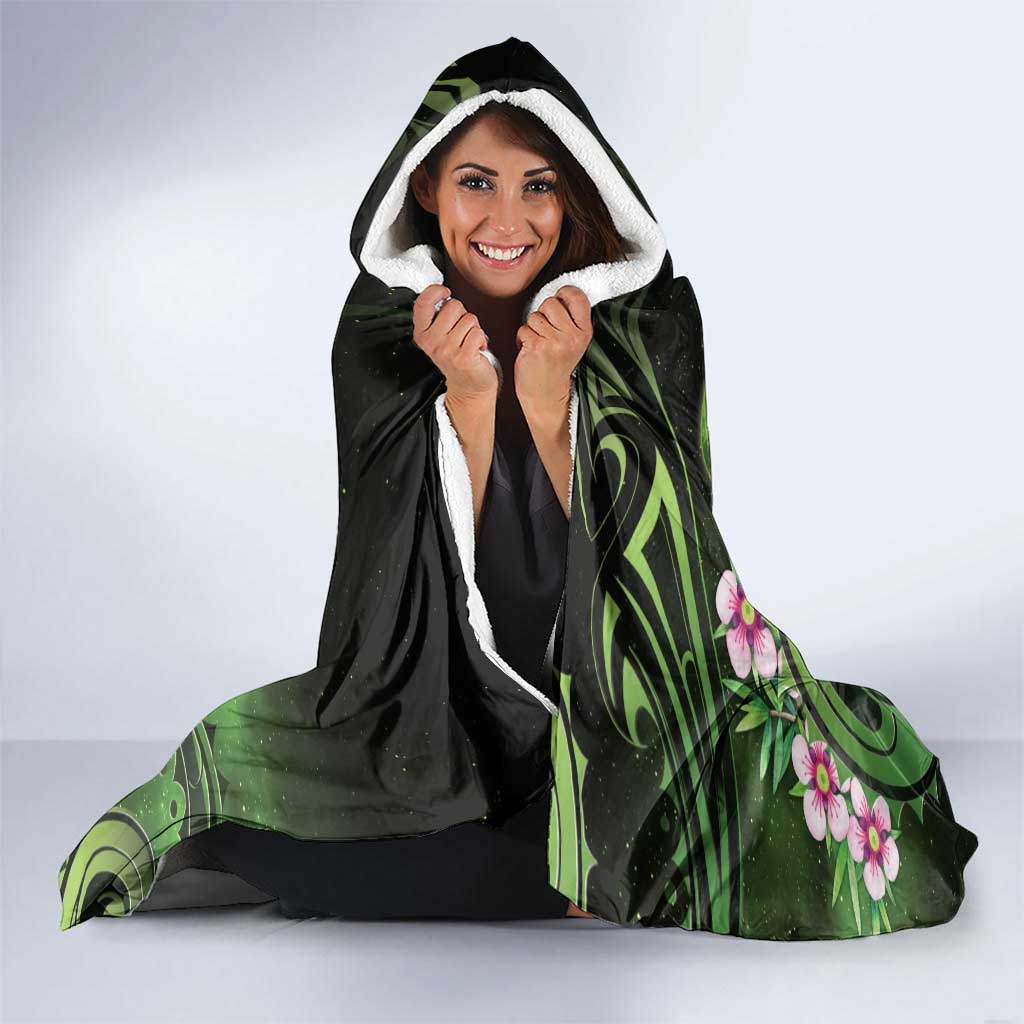 New Zealand Aotearoa Kakapo Hooded Blanket Maori Pattern With Manuka Galaxy Style - Polynesian Pride