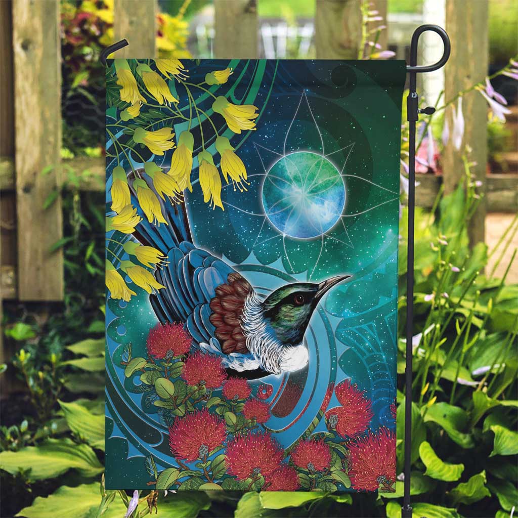 New Zealand Tui Bird Garden Flag Maori Koru With Pohutukawa Galaxy Style - Polynesian Pride