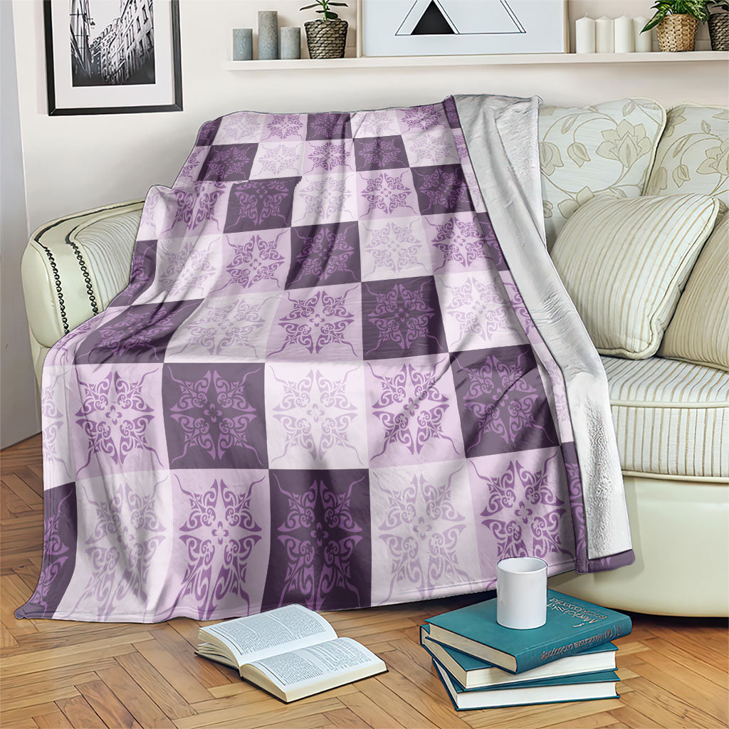 Lavender Manta Ray Hawaiian Quilt Motif Blanket