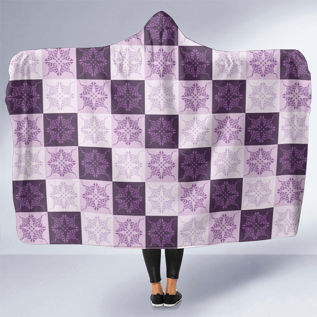 Lavender Manta Ray Hawaiian Quilt Motif Hooded Blanket