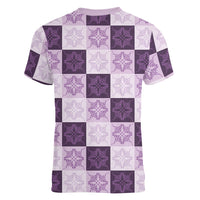 Lavender Manta Ray Hawaiian Quilt Motif Women V-Neck T-Shirt