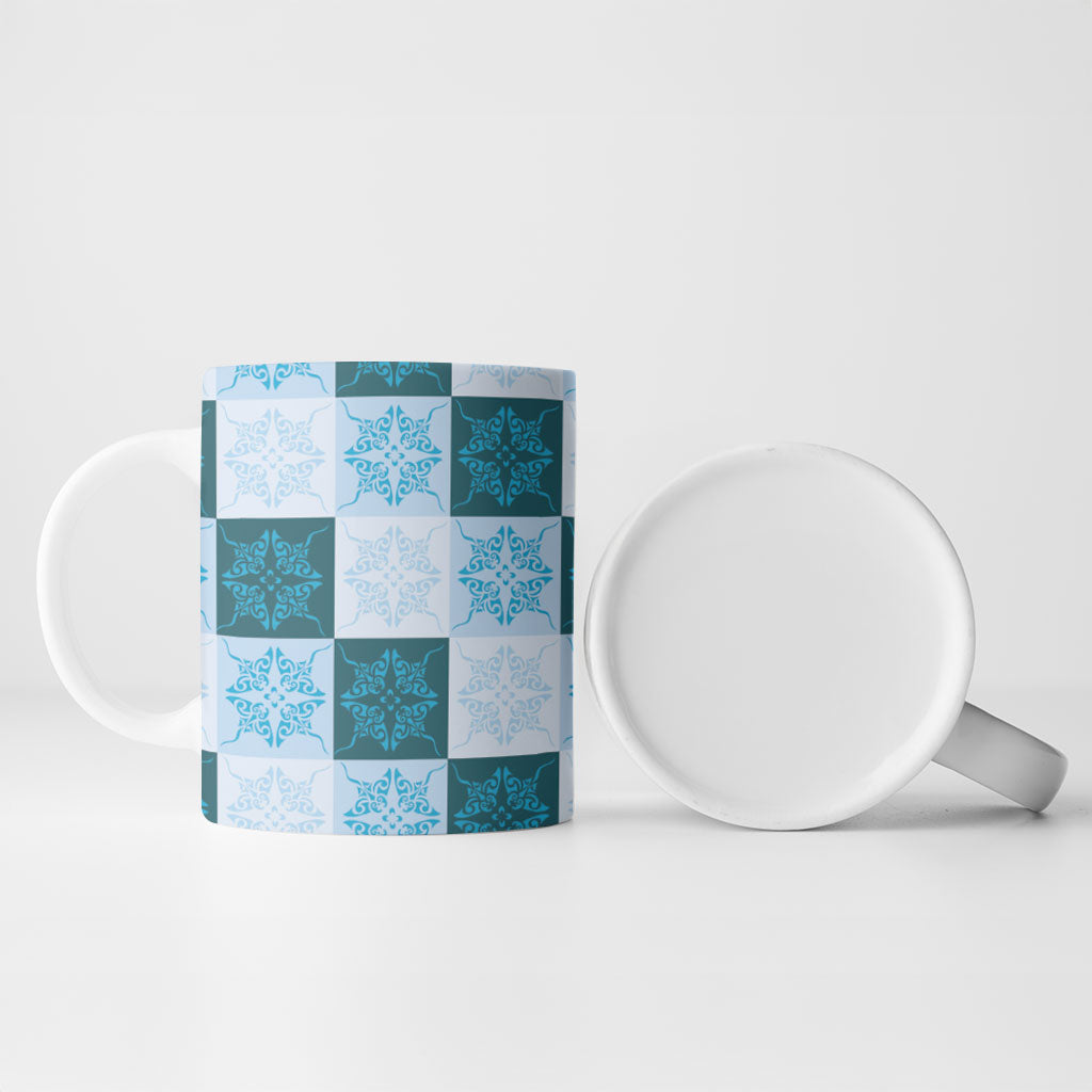 Cyan Manta Ray Hawaiian Quilt Motif Ceramic Mug