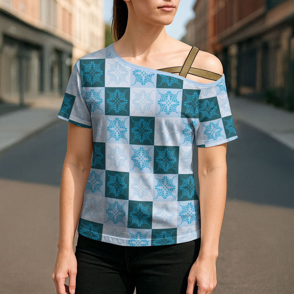 Cyan Manta Ray Hawaiian Quilt Motif Cross Shoulder Shirt