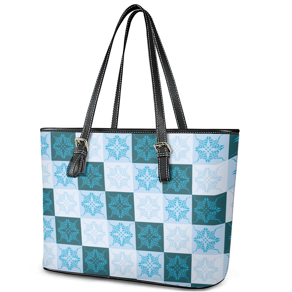 Cyan Manta Ray Hawaiian Quilt Motif Leather Tote Bag