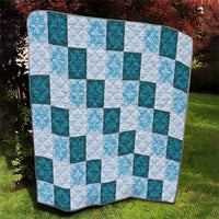 Cyan Manta Ray Hawaiian Quilt Motif Quilt