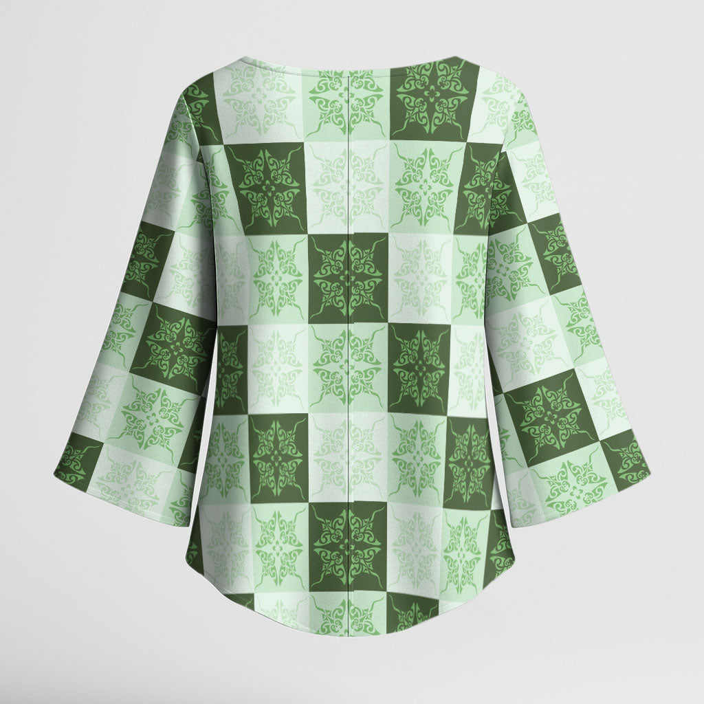 Sage Green Manta Ray Hawaiian Quilt Motif Kimono Sleeve Blouse