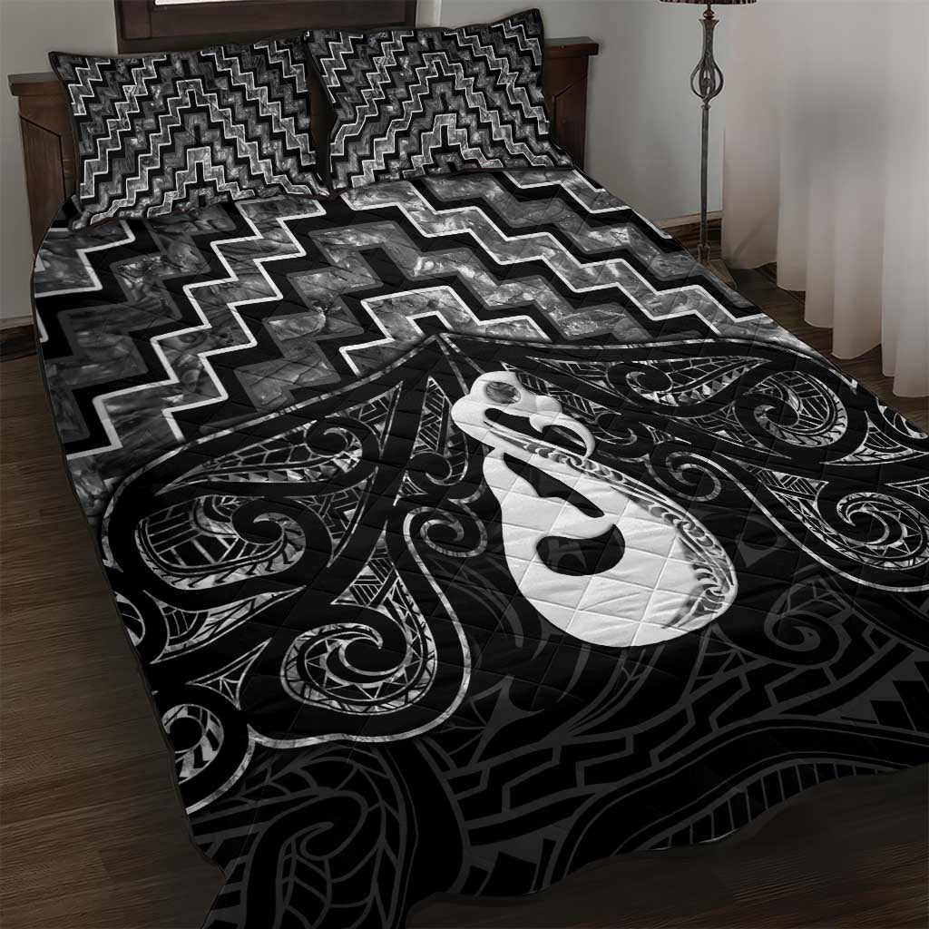 New Zealand Maori Quilt Bed Set Poutama Manaia Black Paua Shell LT05 Black - Polynesian Pride