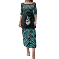 New Zealand Maori Family Matching Puletasi and Hawaiian Shirt Poutama Manaia Turquoise Paua Shell LT05 Mom's Dress Turquoise - Polynesian Pride