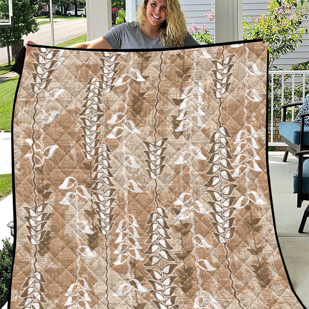 Beige Hawaii Tapa Pattern Quilt With Heliconia Vintage Style
