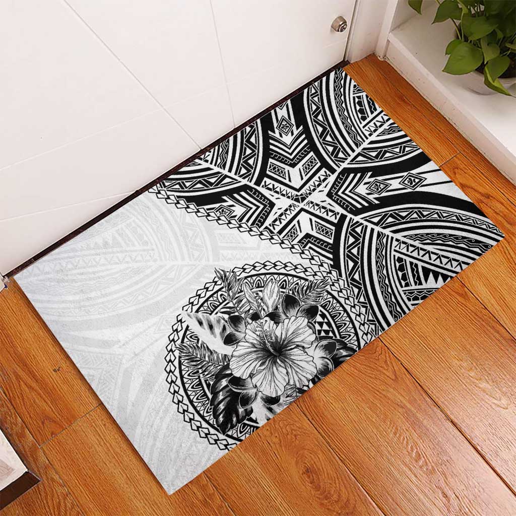 Hibiscus With White Austronesian Tattoo Pattern Rubber Doormat - Polynesian Pride