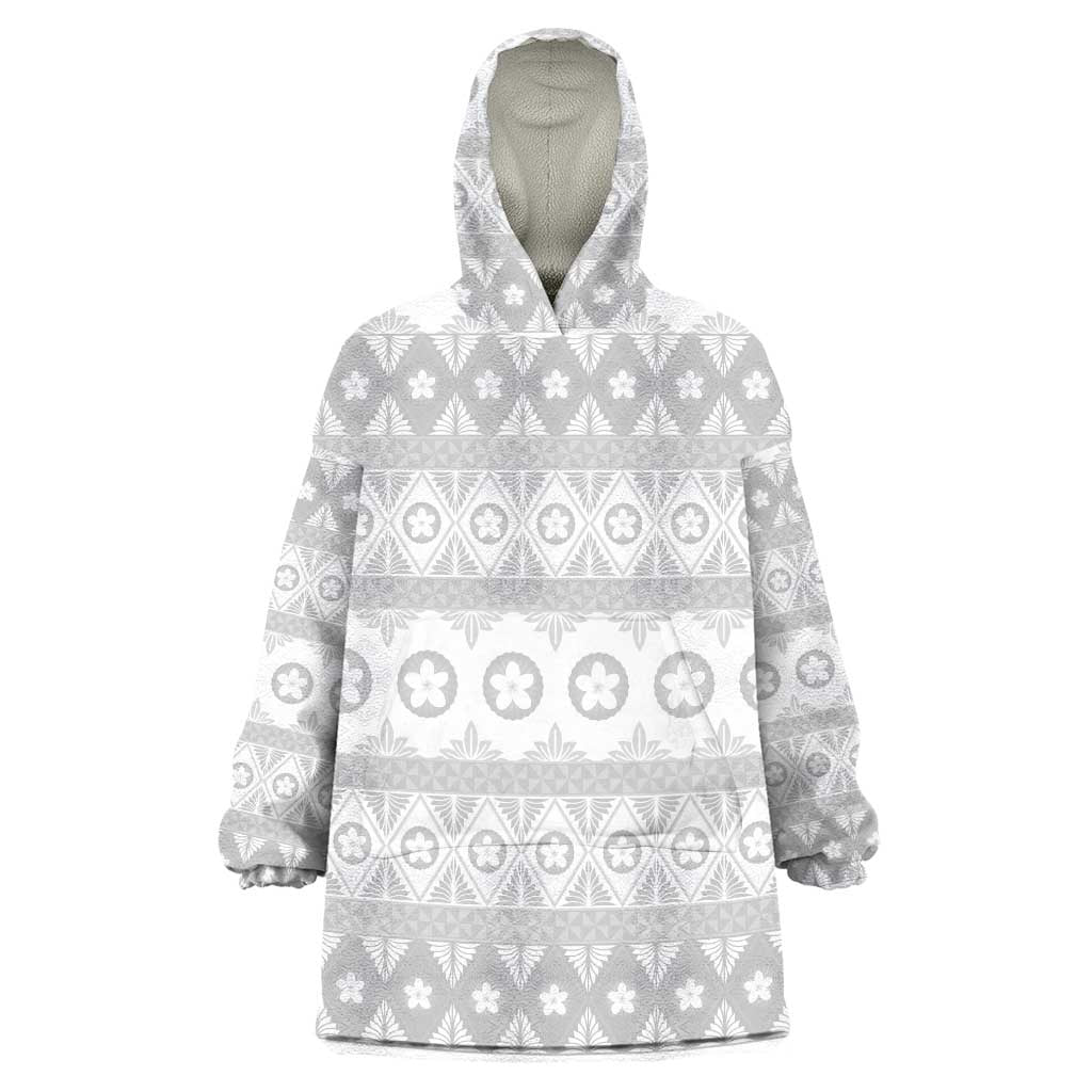 Tonga White Sunday Wearable Blanket Hoodie Tongan Ngatu Siale Pattern LT05 One Size White - Polynesian Pride