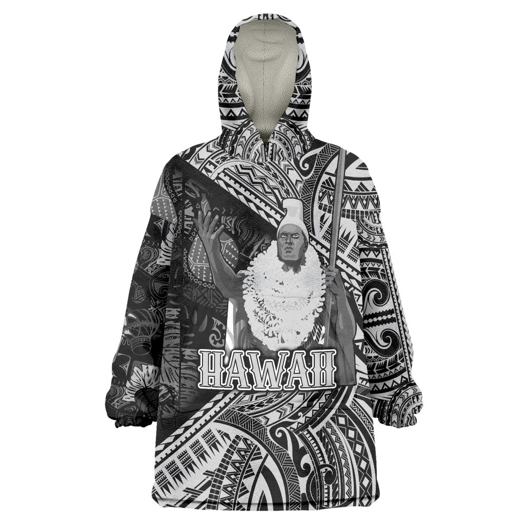 Hawaii King Kamehameha Wearable Blanket Hoodie With Hawaiian Ipu Motifs Black Version