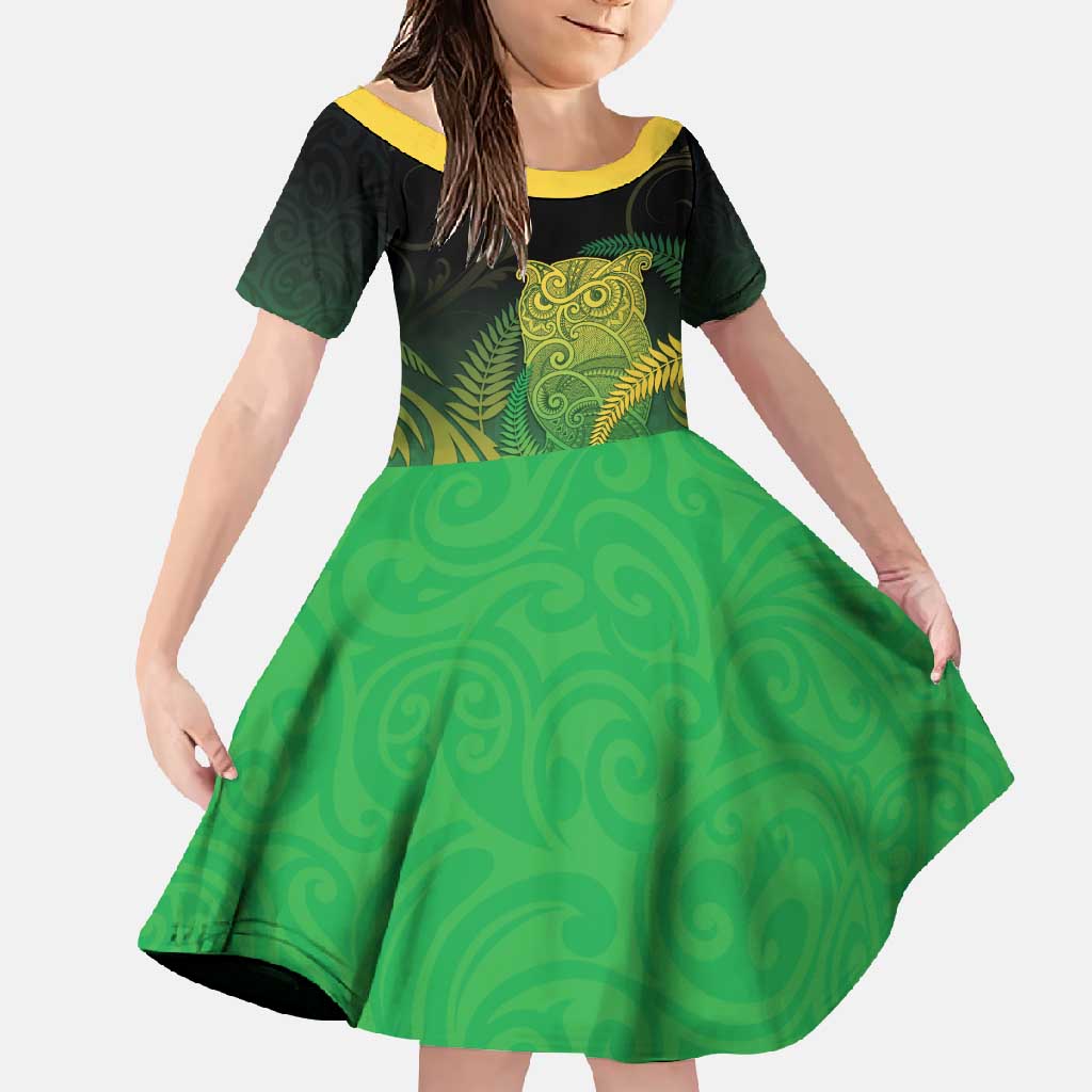 New Zealand Aotearoa Ruru Family Matching Summer Maxi Dress and Hawaiian Shirt Maori Fern Art Green LT05 Daughter's Dress Green - Polynesian Pride