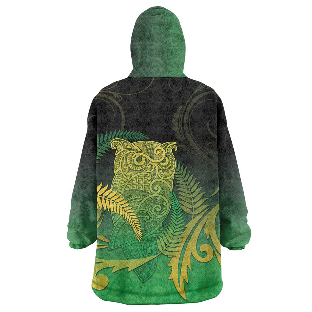 New Zealand Aotearoa Ruru Wearable Blanket Hoodie Maori Fern Art Green LT05 - Polynesian Pride