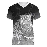 New Zealand Aotearoa Ruru Women V-Neck T-Shirt Maori Fern Art Black