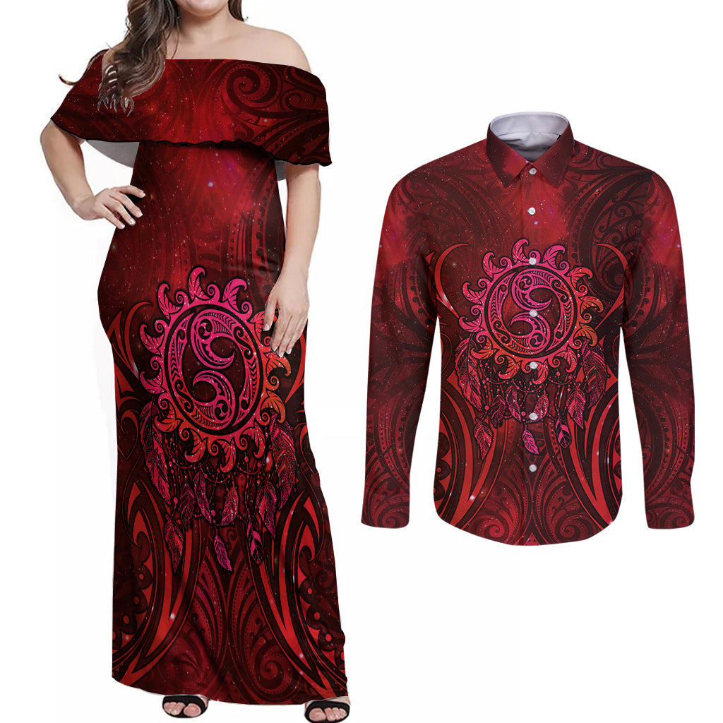 New Zealand Dream Catcher Couples Matching Off Shoulder Maxi Dress and Long Sleeve Button Shirt Maori Koru Pattern Red Version