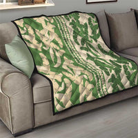 Hawaii Pua Kenikeni Lei Quilt With Lau Maia Green