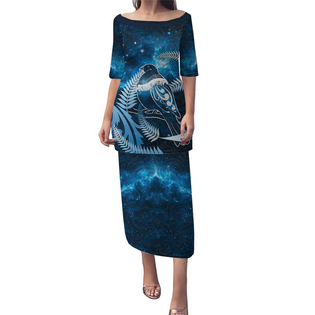 New Zealand Matariki Family Matching Puletasi and Hawaiian Shirt Pigeon Kereru Maori Fern Art LT05 Mom's Dress Blue - Polynesian Pride