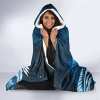 New Zealand Matariki Hooded Blanket Pigeon Kereru Maori Fern Art