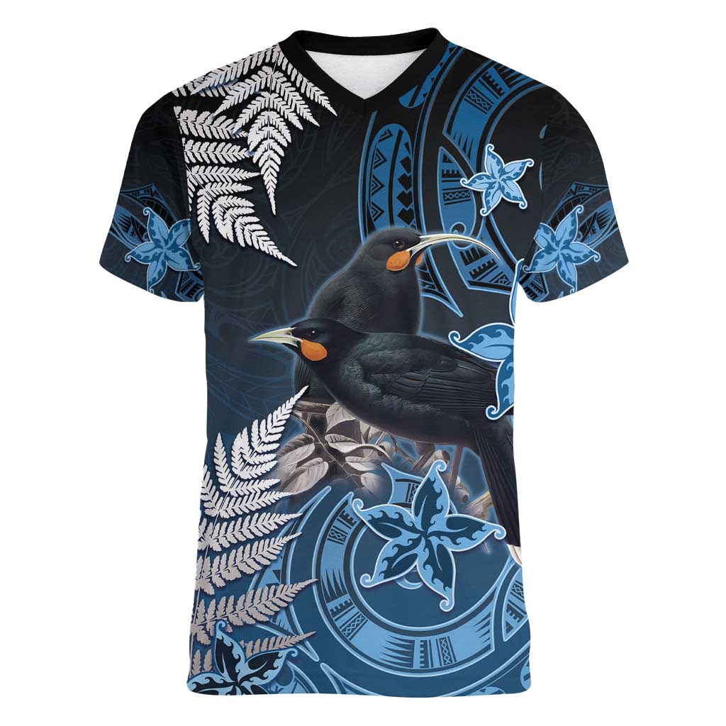 New Zealand Huia Bird Women V-Neck T-Shirt Aotearoa Maori Pattern