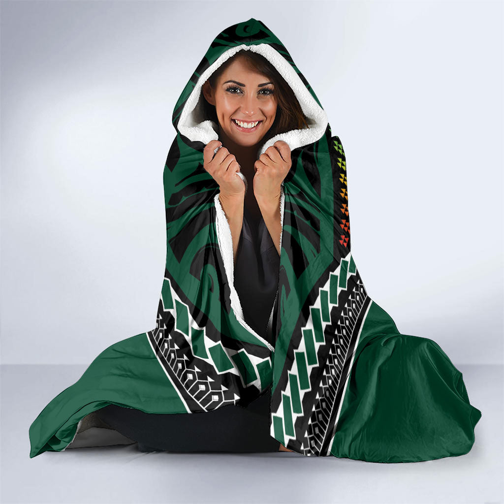 Hawaii Warriors Football Hooded Blanket Rainbow Kakau Pattern Black LT05 - Polynesian Pride