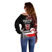 Aotearoa Toitu He Whakaputanga Off Shoulder Sweater Toitu Te Tiriti O Waitangi LT05 - Polynesian Pride